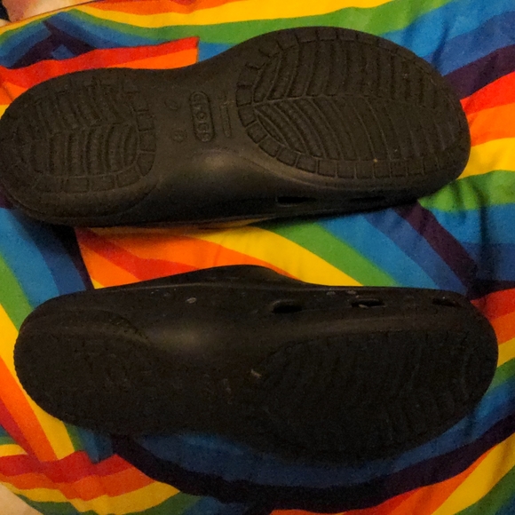 Crocs - Picture 2 of 4